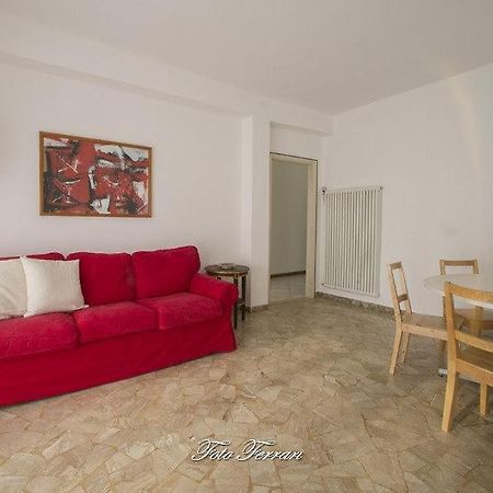 Villa Casa Vacanze Gli Ulivi Del Lago Sale Marasino Exterior foto