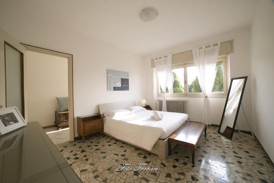 Villa Casa Vacanze Gli Ulivi Del Lago Sale Marasino Exterior foto