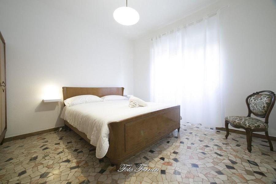 Villa Casa Vacanze Gli Ulivi Del Lago Sale Marasino Exterior foto